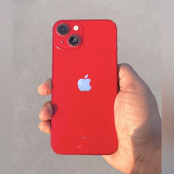UNLOCKED IPHONE 13